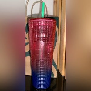 🩷💙NWT STARBUCKS PINK/BLUE GRID TUMBLER 2022💙🩷